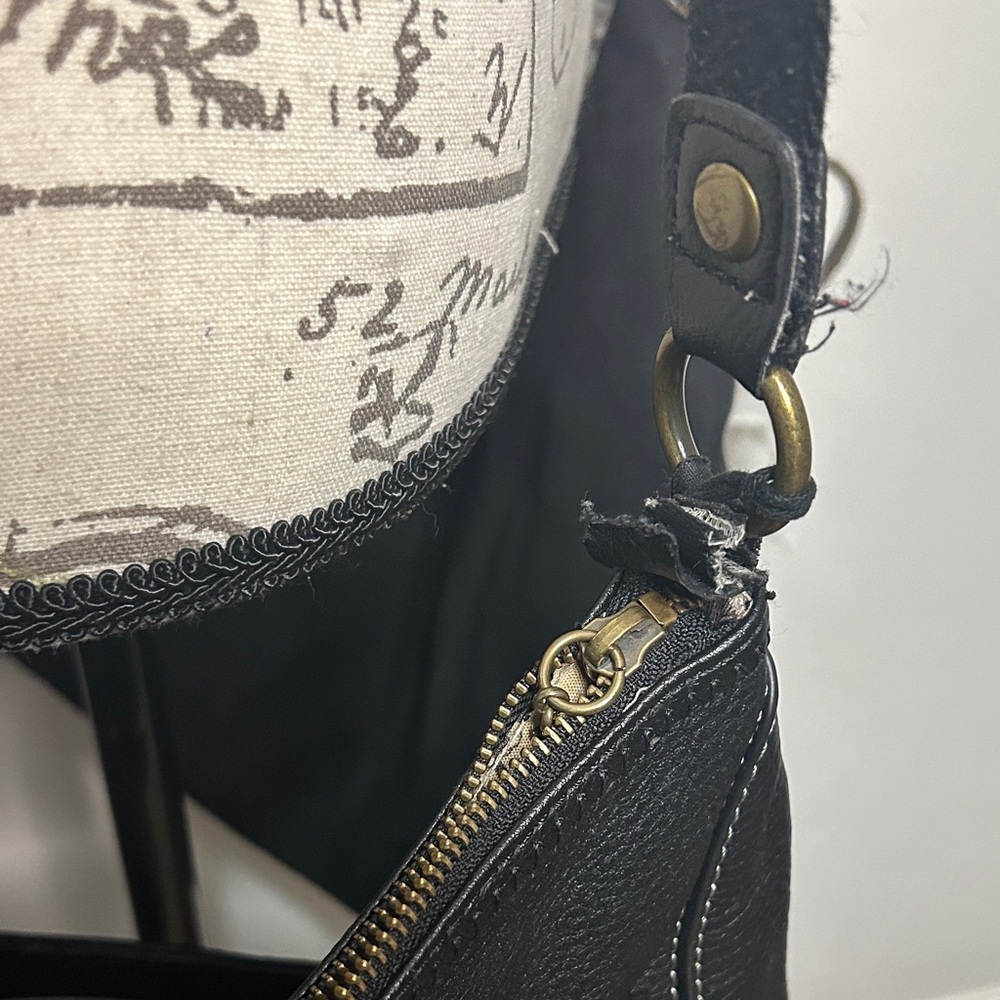 The Sak Black Leather Crossbody Bag - Picture 2 of 7